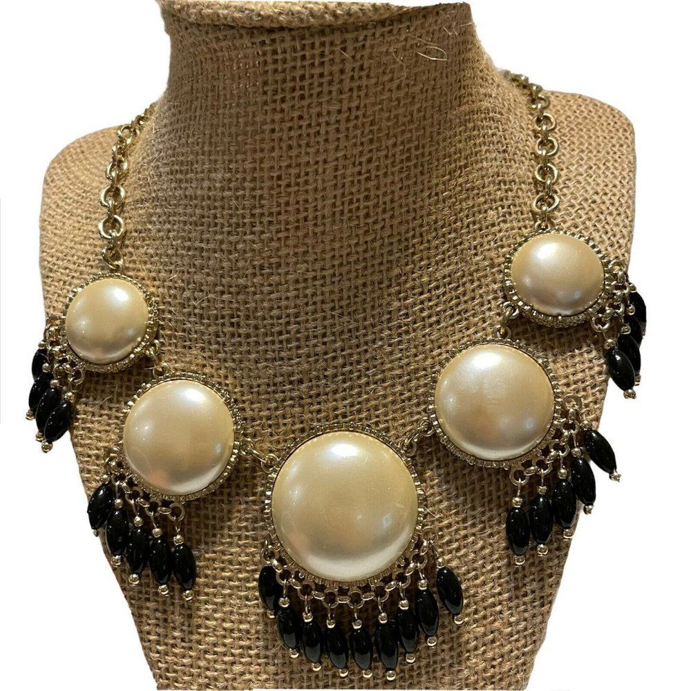 19” gold tone graduating pearl bubble bauble